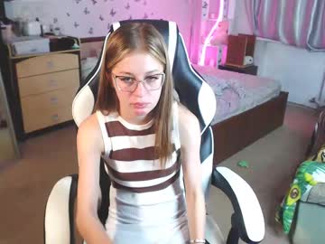 Molly_Barbie stream photo from April 01, 2025
