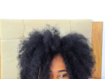 Yoselyn_Vinne April 01, 2025 Chaturbate stream image