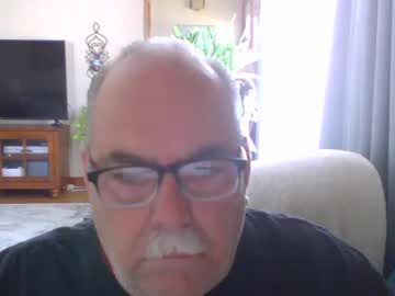 Earl52 April 01, 2025 Chaturbate stream image