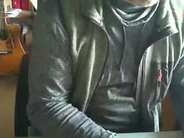 Greyhounddog April 01, 2025 Chaturbate stream image