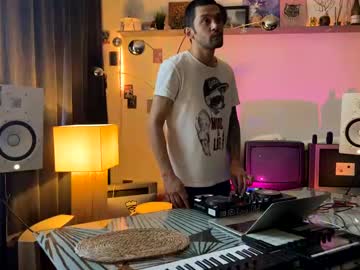 Tonyimperioli April 01, 2025 Chaturbate stream image