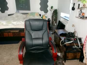 Devilfruit85 April 01, 2025 Chaturbate stream image