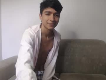 Greypepsi April 01, 2025 Chaturbate stream image