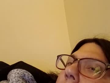 Countrygirl8687 April 01, 2025 Chaturbate stream image