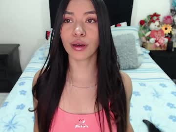 Violett_Flowers April 01, 2025 Chaturbate stream image