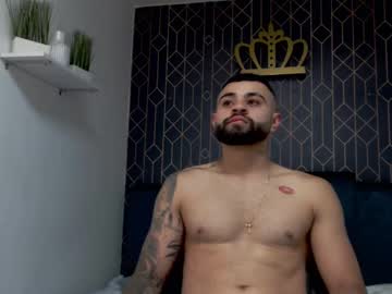 Maximo_Grecco April 02, 2025 Chaturbate stream image
