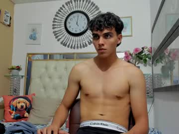 Heiker_ April 02, 2025 Chaturbate stream image