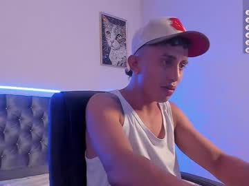 Martin_Elias1 April 02, 2025 Chaturbate stream image