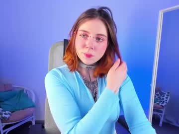 Effie__ April 02, 2025 Chaturbate stream image