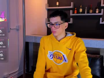 Mateo_Vegas April 02, 2025 Chaturbate stream image