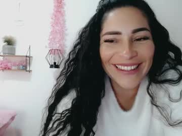 Luna_Lgomez April 02, 2025 Chaturbate stream image
