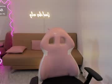 Hanssel_Tay April 02, 2025 Chaturbate stream image