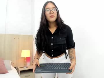 Olivia_Carballo April 02, 2025 Chaturbate stream image
