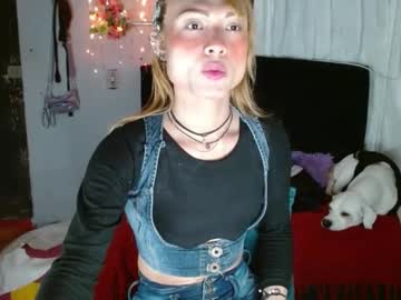 Azalea_Nena April 03, 2025 Chaturbate stream image