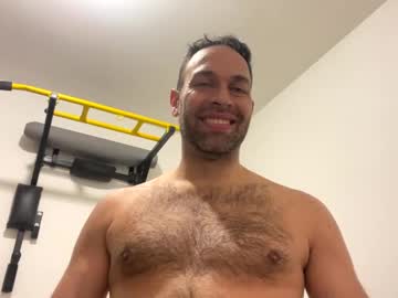 Dilfofthenextdoor42 April 03, 2025 Chaturbate stream image
