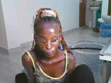 Petite_Reign April 03, 2025 Chaturbate stream image