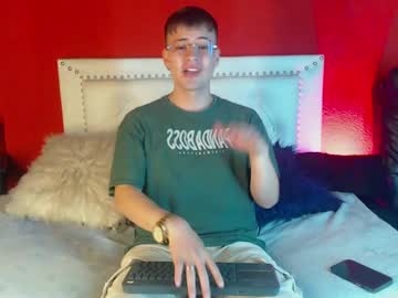 Apolo_Grey_ April 03, 2025 Chaturbate stream image