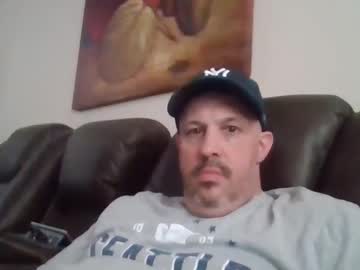 Johnnycb7 April 03, 2025 Chaturbate stream image