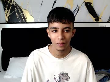 Dikey_18 April 03, 2025 Chaturbate stream image