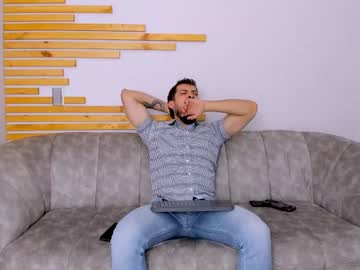 Los_Super_Incognitos April 03, 2025 Chaturbate stream image