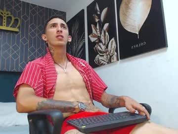 Ray_Silver1 April 03, 2025 Chaturbate stream image