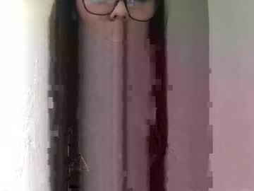 Bloomxval April 03, 2025 Chaturbate stream image