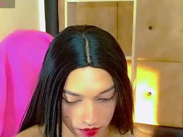 Trinity_Evans April 04, 2025 Chaturbate stream image