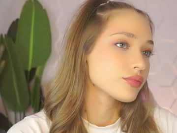 Kimmeow_ April 04, 2025 Chaturbate stream image