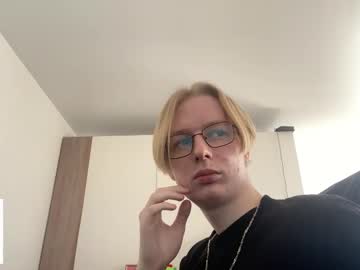 _Cherry_Kiss_ April 04, 2025 Chaturbate stream image