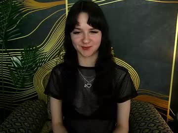 Berrydiva April 04, 2025 Chaturbate stream image