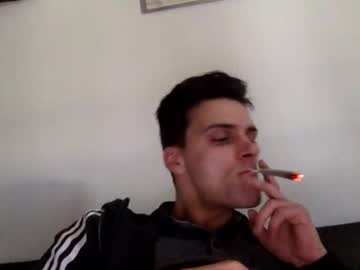 Lendariokiss stream photo from April 04, 2025