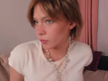 Hildborne April 04, 2025 Chaturbate stream image