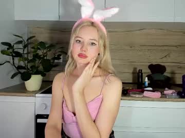 Lillyell April 04, 2025 Chaturbate stream image