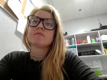 Kkayla132 April 04, 2025 Chaturbate stream image