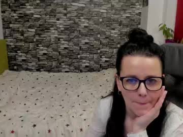 Eveline_James April 04, 2025 Chaturbate stream image