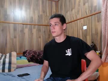 Powertwinky April 04, 2025 Chaturbate stream image