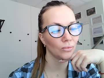 _Yourmoon April 05, 2025 Chaturbate stream image