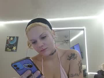 Luv4ari April 06, 2025 Chaturbate stream image