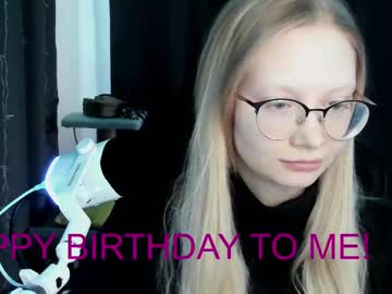 _Caramel_Milk_ April 06, 2025 Chaturbate stream image