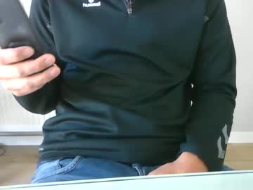 Stefan3195 April 06, 2025 Chaturbate stream image