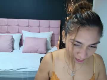 Chloeshine_ April 06, 2025 Chaturbate stream image