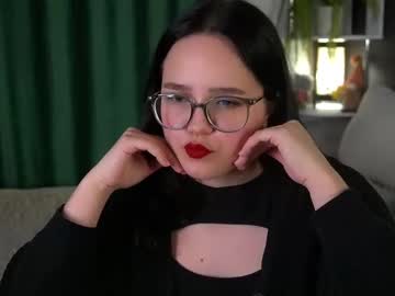 Tiger_Waves April 06, 2025 Chaturbate stream image