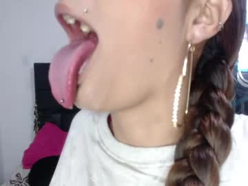 Nicollewayne10 April 06, 2025 Chaturbate stream image