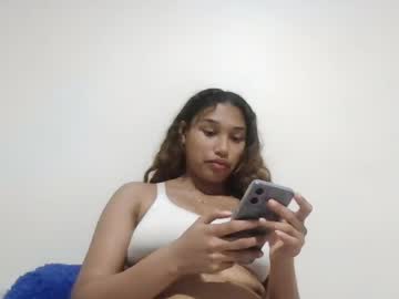 Kitty_Hot75 April 07, 2025 Chaturbate stream image