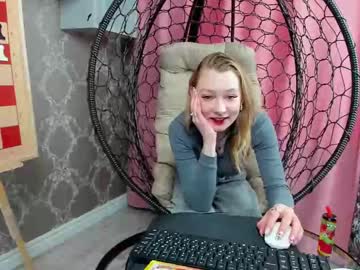 Adelinareyki April 07, 2025 Chaturbate stream image