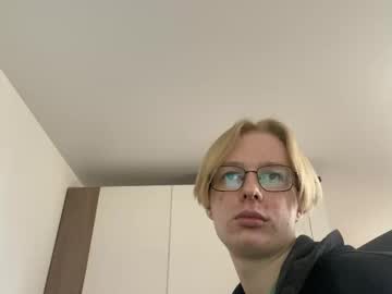 _Cherry_Kiss_ April 07, 2025 Chaturbate stream image