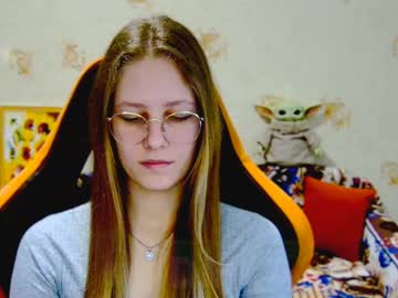 Roxie_Shy April 07, 2025 Chaturbate stream image