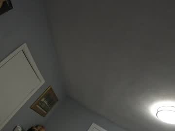 Goldberrys_Fruits April 07, 2025 Chaturbate stream image