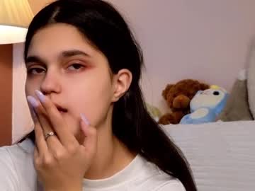 Beatrixelin April 08, 2025 Chaturbate stream image