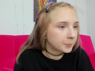 Freya_Moooon April 08, 2025 Chaturbate stream image